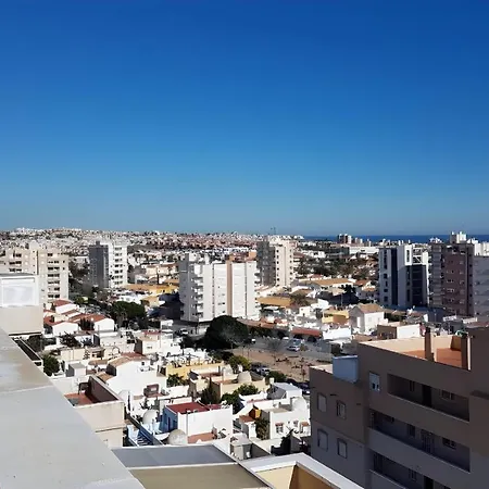 In Tourist Paco Διαμέρισμα Τορεβιέχα