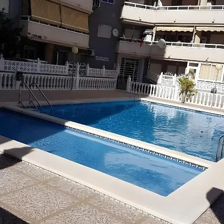 In Tourist Paco Τορεβιέχα